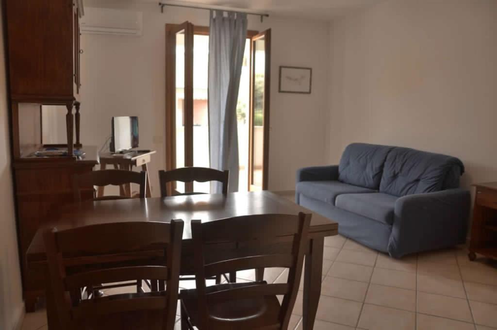 Residence Villa Clara San Vincenzo Luaran gambar